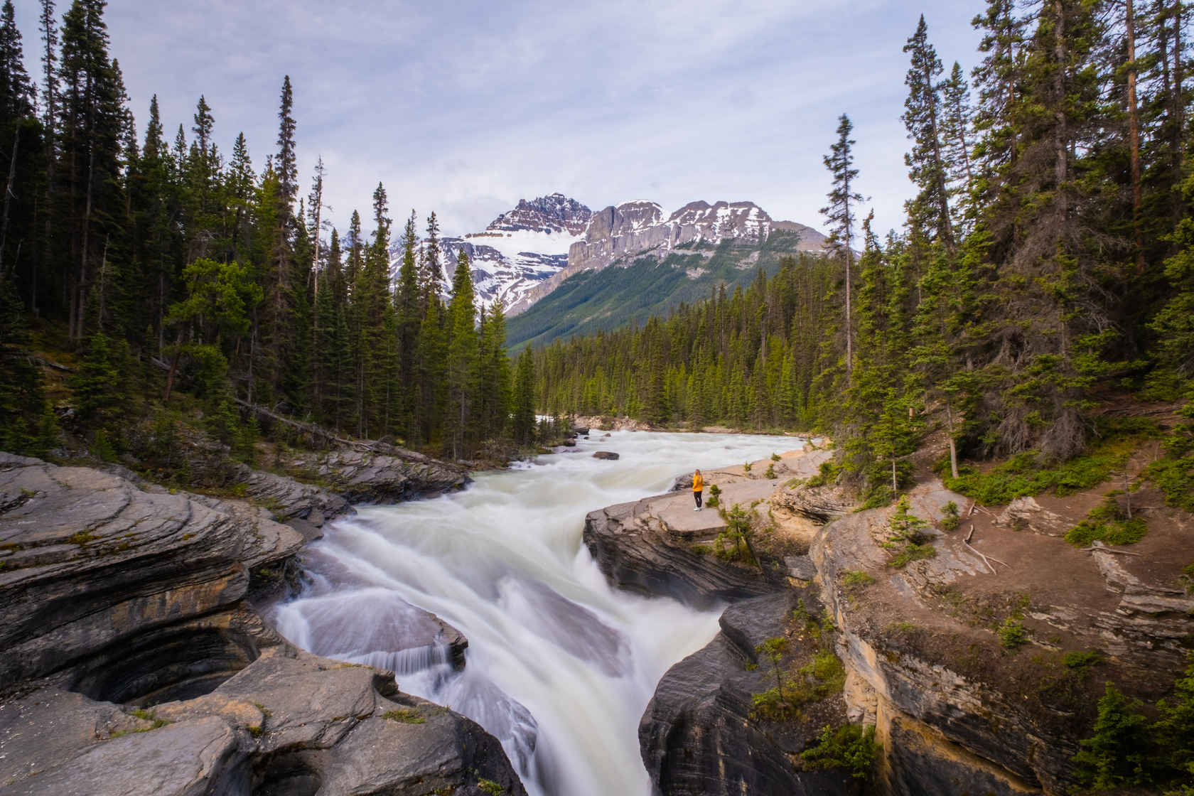 best stops on the lake louise to jasper drive