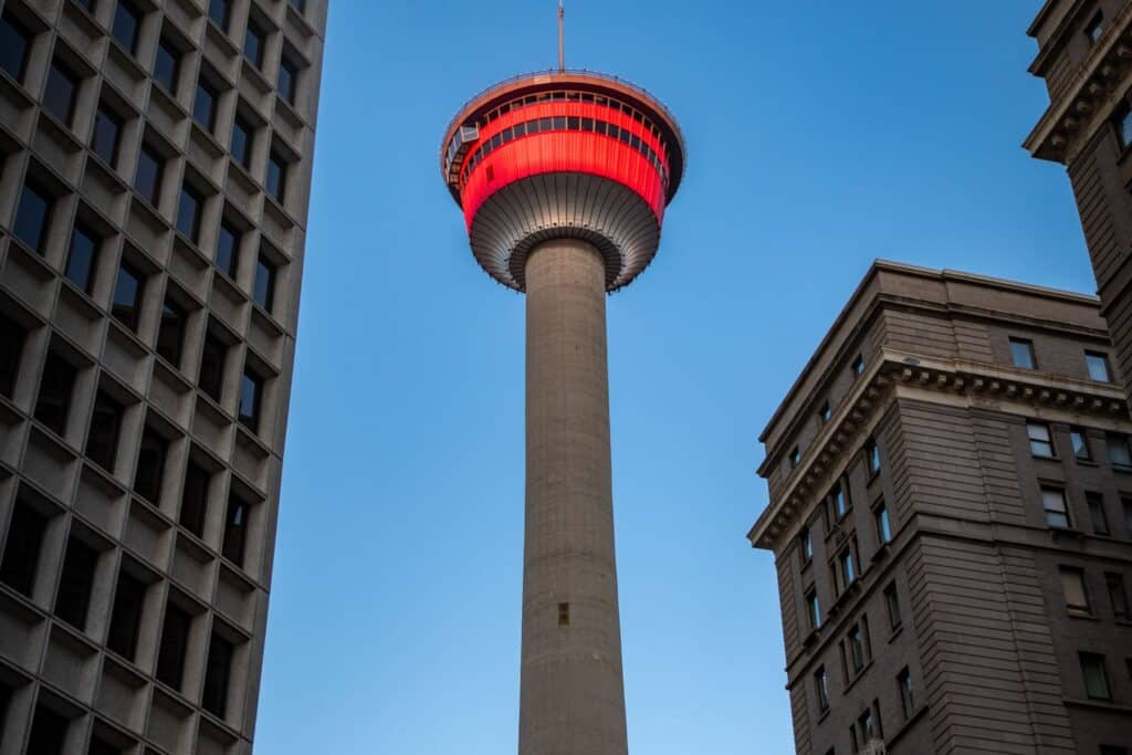 How to Get From the Calgary Airport (YYC) to Banff (2025) - How To Get From Calgary Airport To Banff