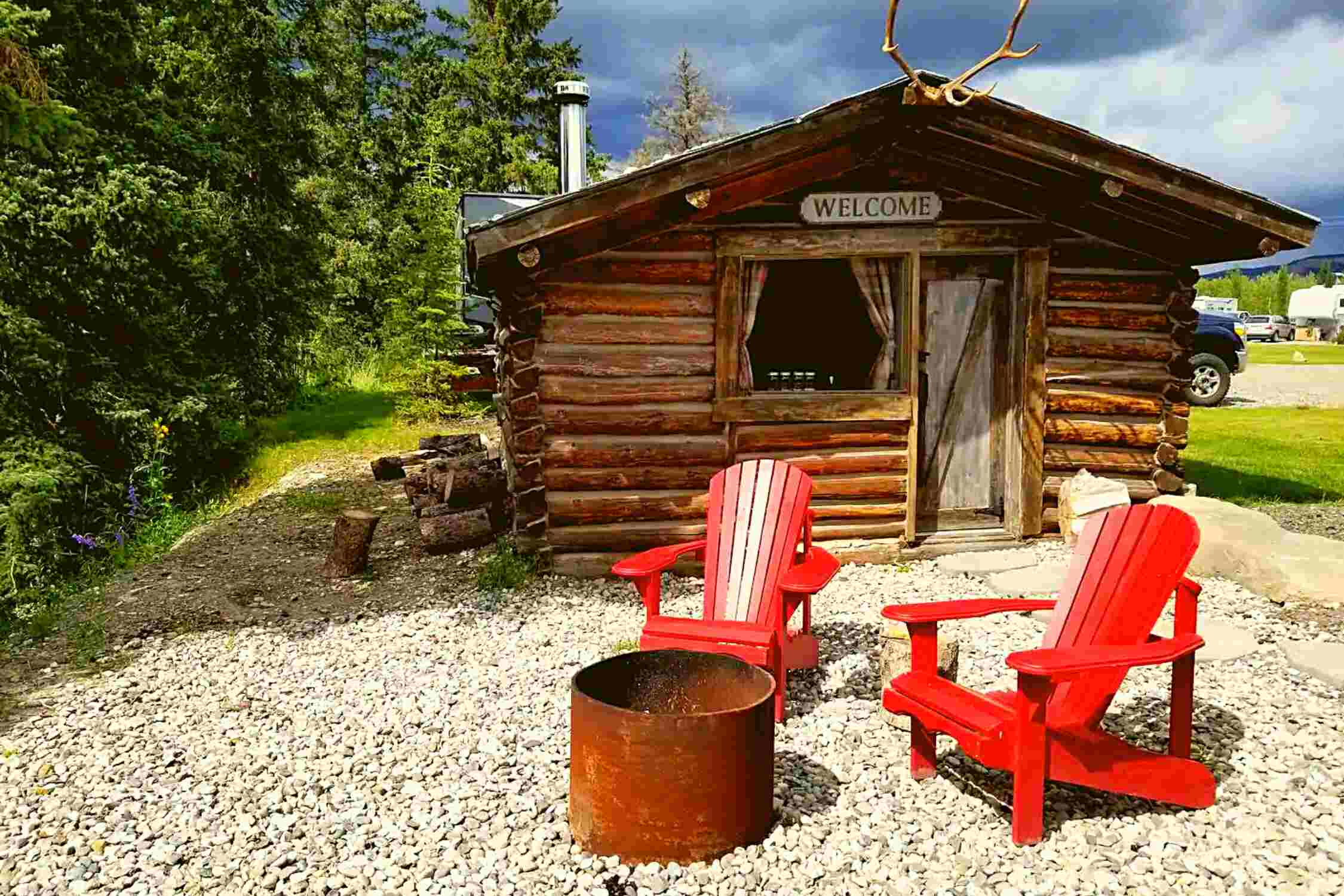 100+ Year old Rustic Log Cabin