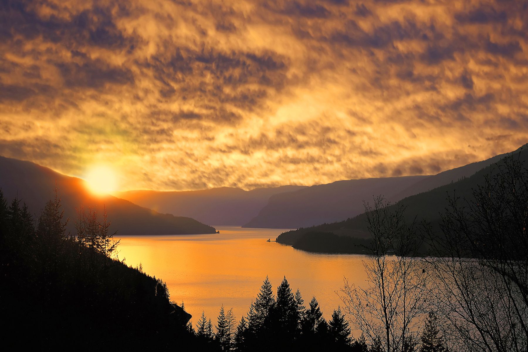 Shuswap Lake