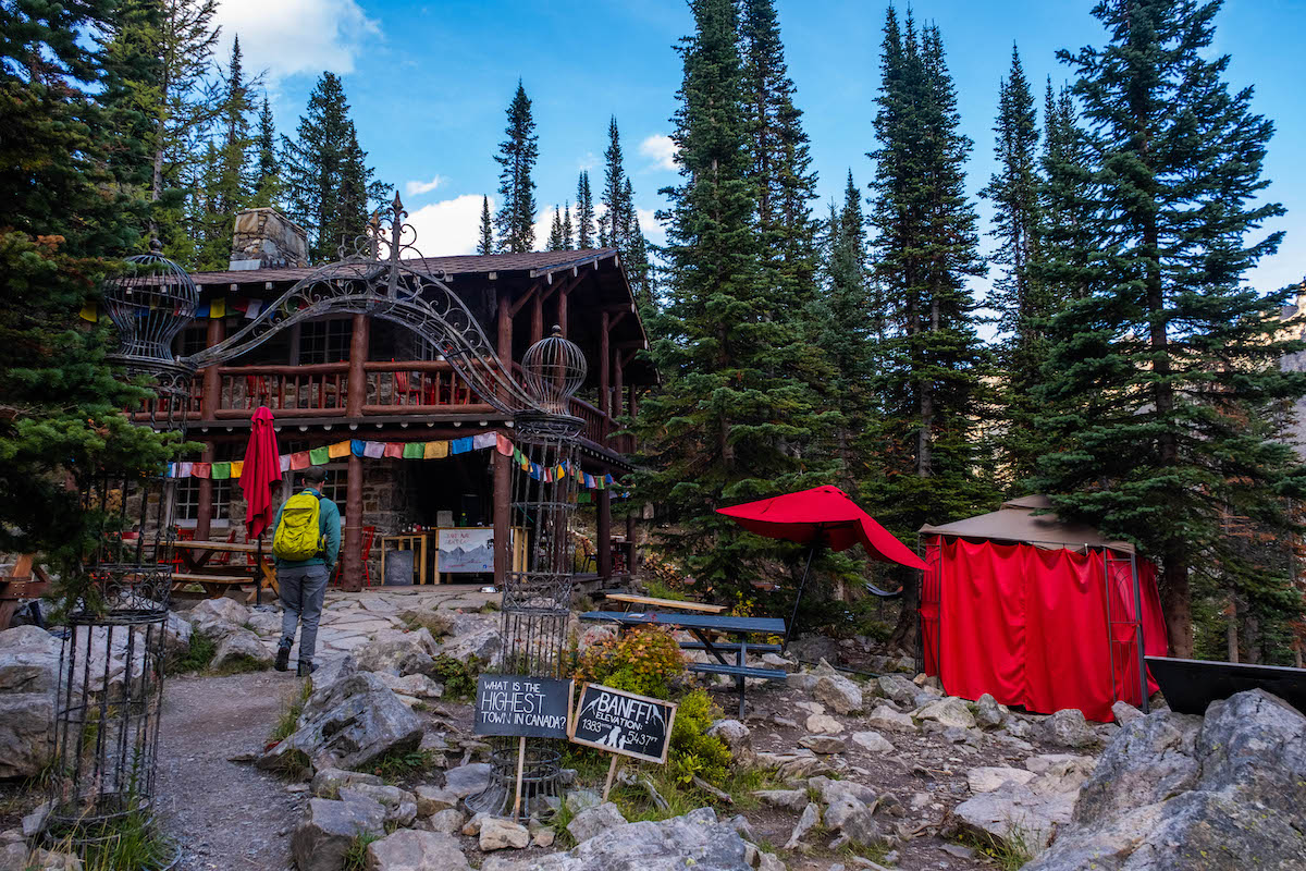 The Plain of Six Glaciers Teahouse