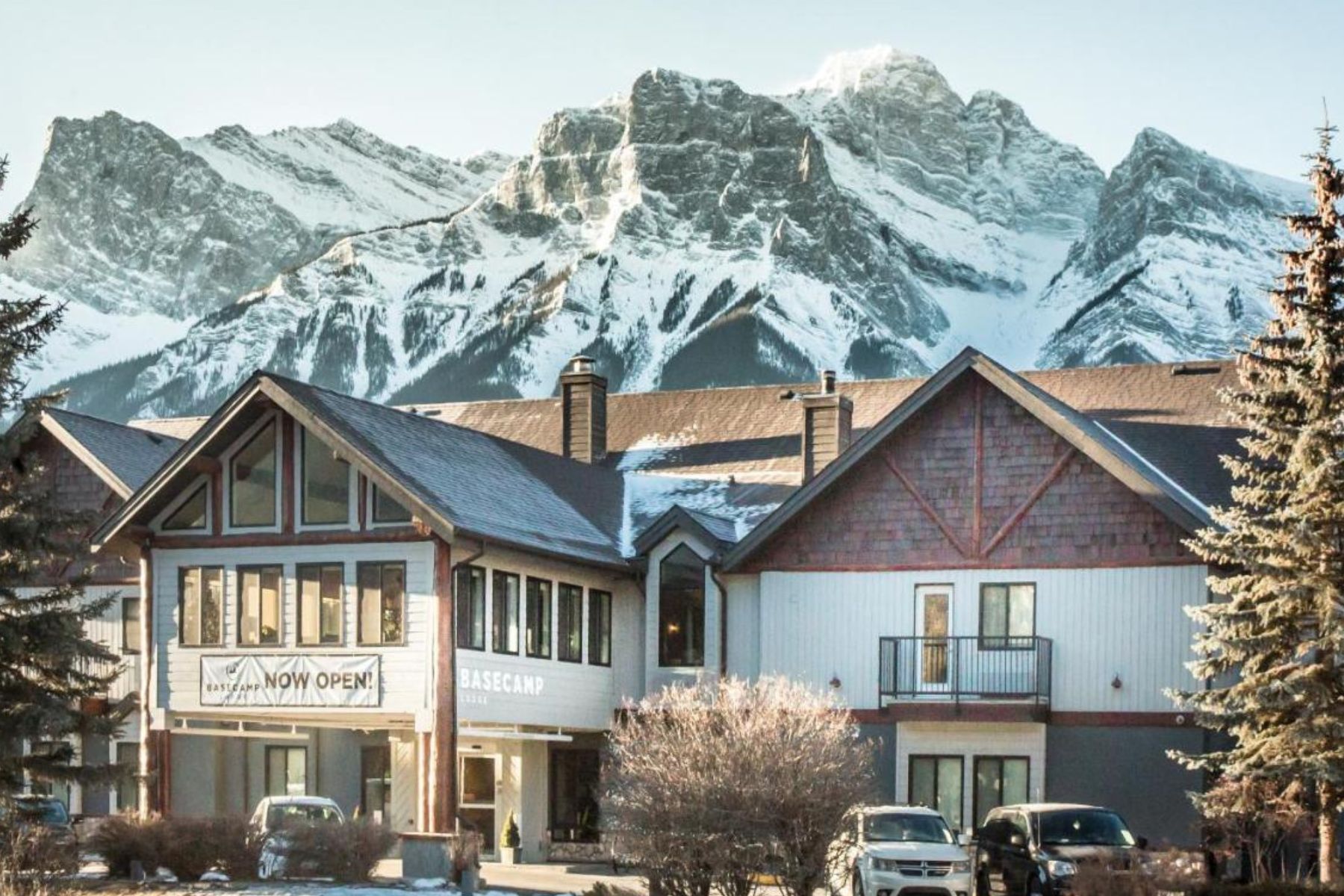 basecamp lodge canmore