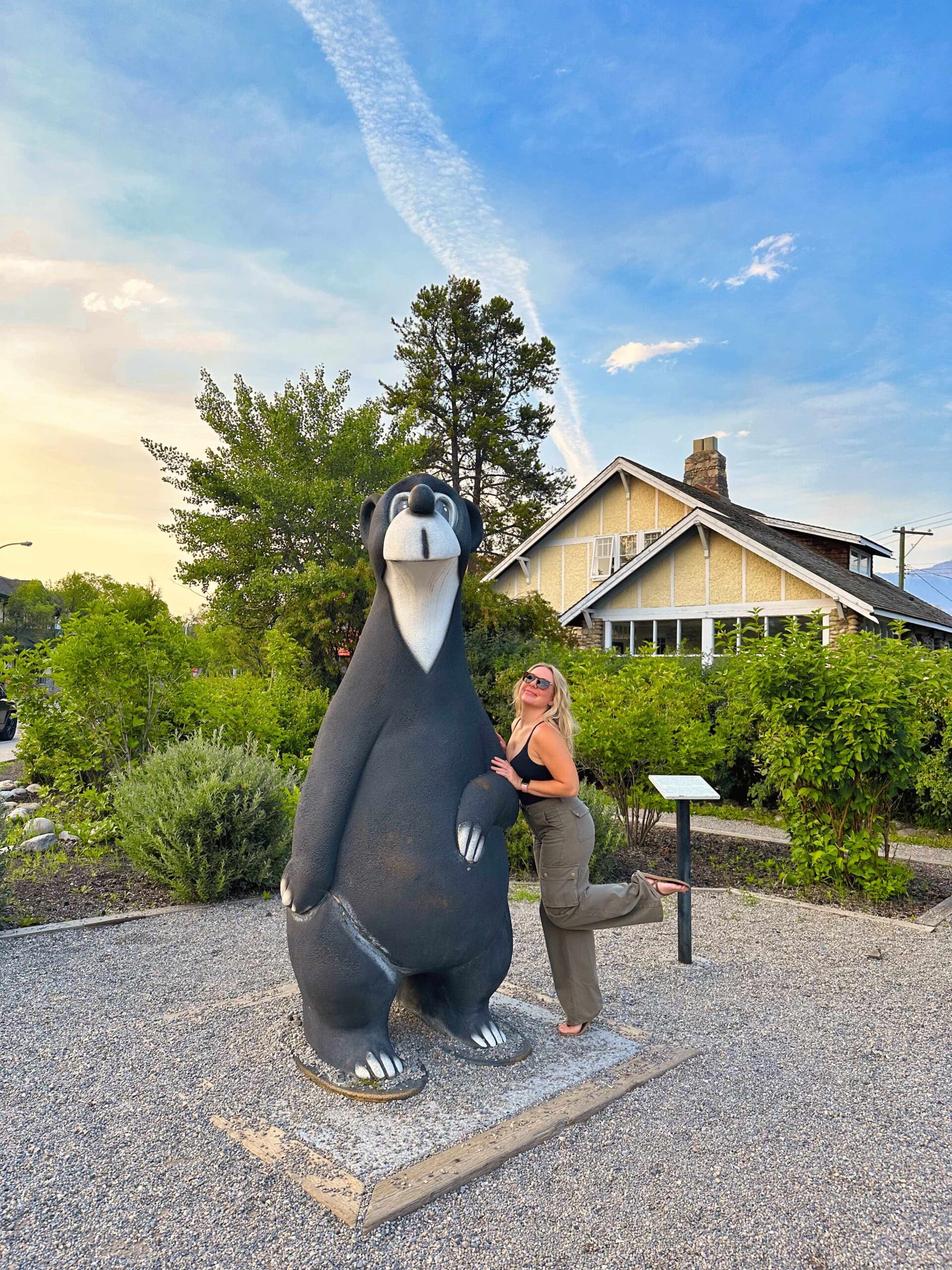 Take a Photo With Jasper the Bear 