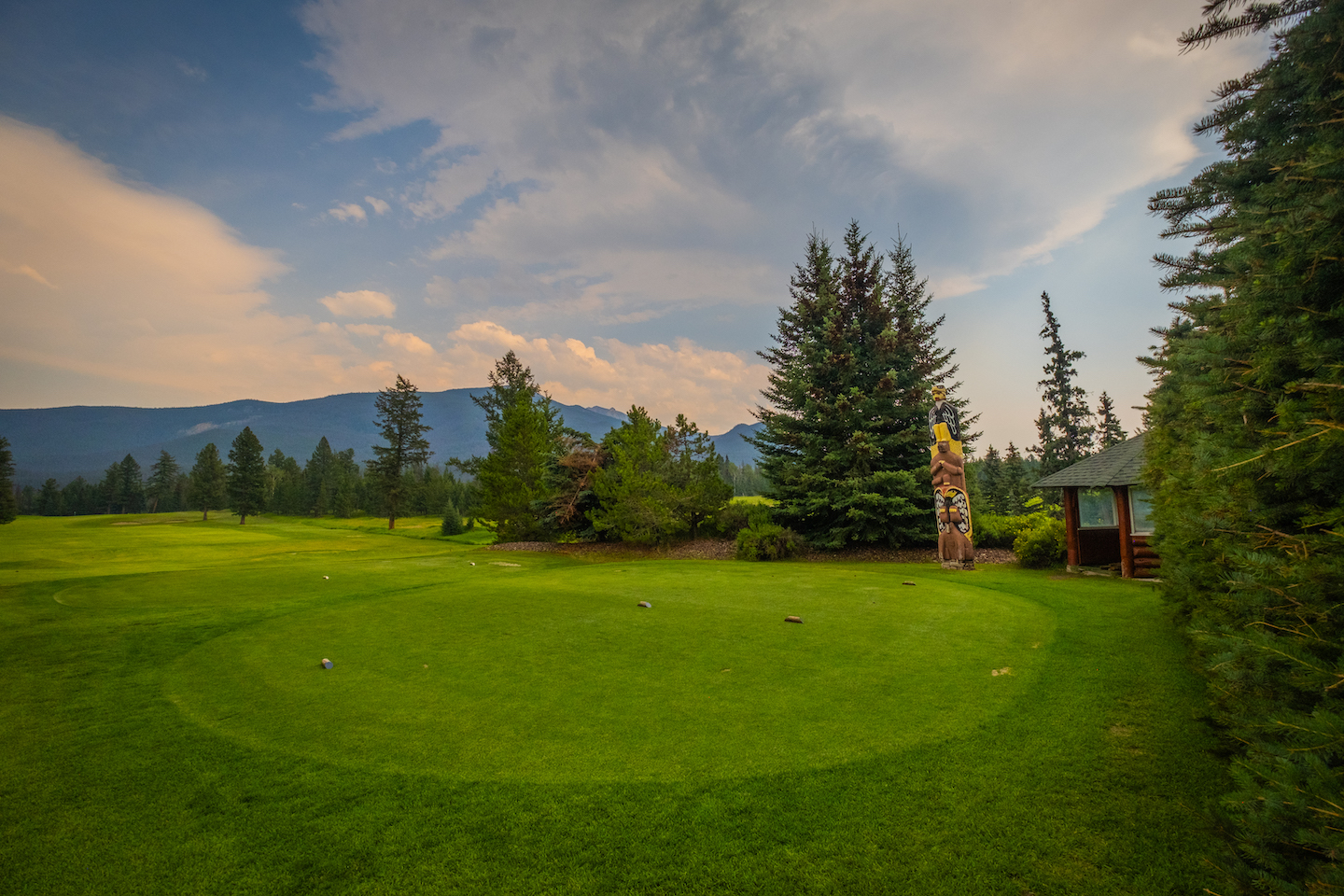 The Fairmont Jasper Park Golf Course is a great thing to do in Jasper for the eager golfer