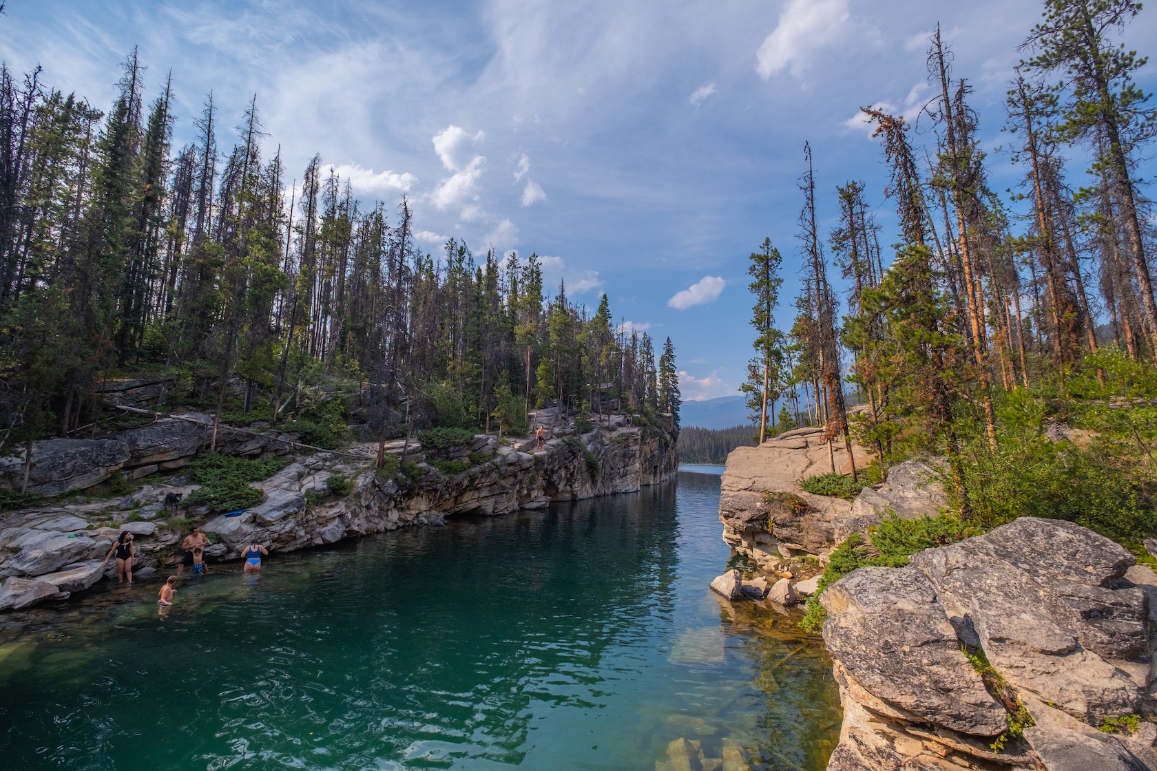 The Cliffs At Horseshoe Lake