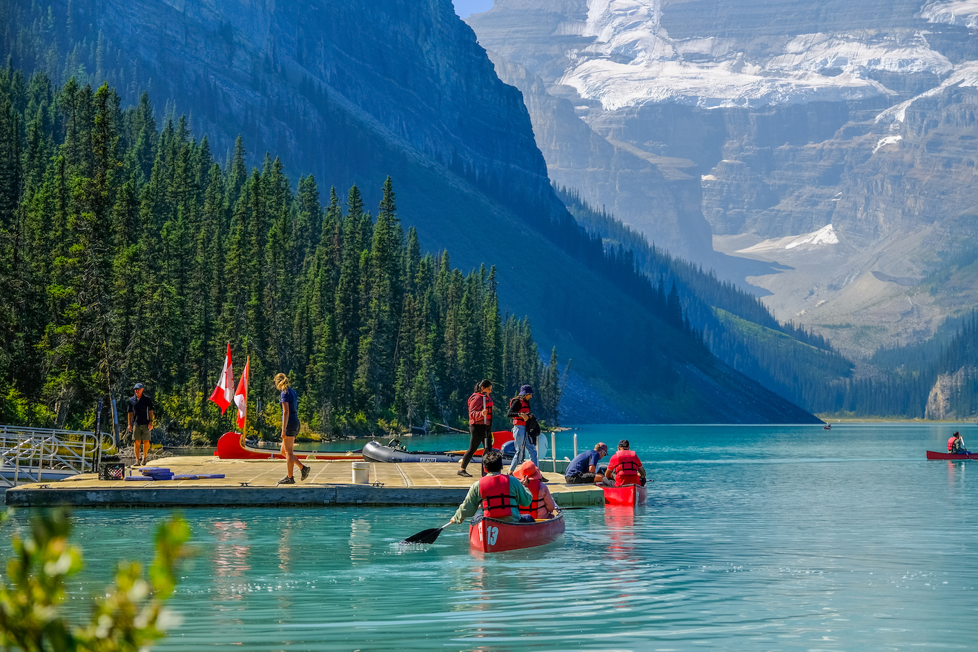 lake louise canoe rentals