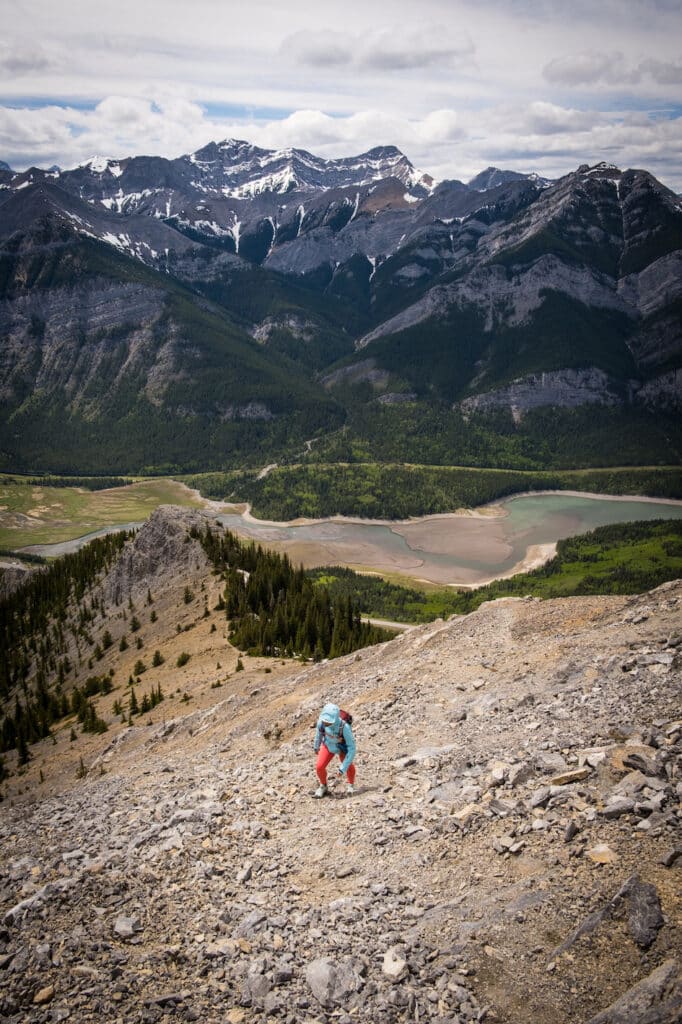 20 BEST Hikes Near Calgary (Easy & Hard!)