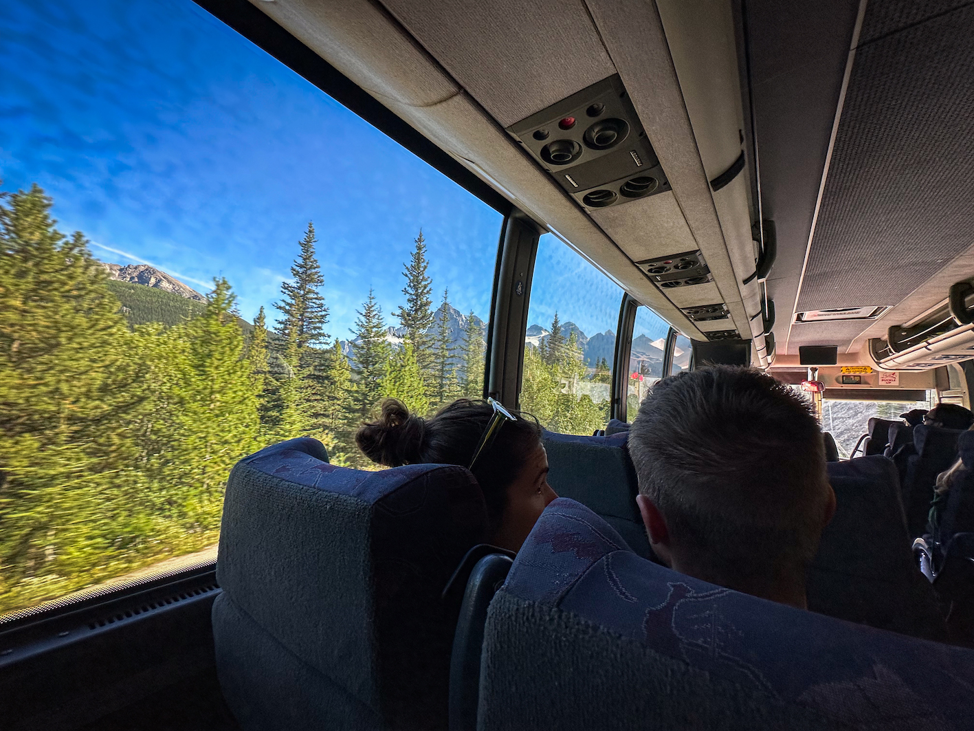 Taking the Parks Canada Shuttle to Moraine Lake