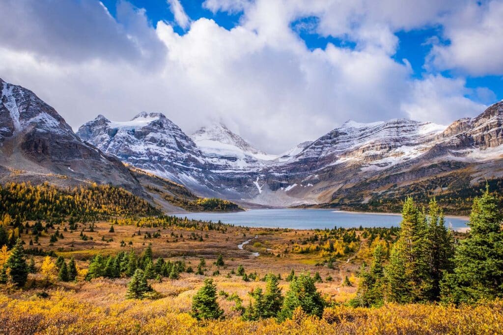 Best Hikes in The Canadian Rockies - The Banff Blog