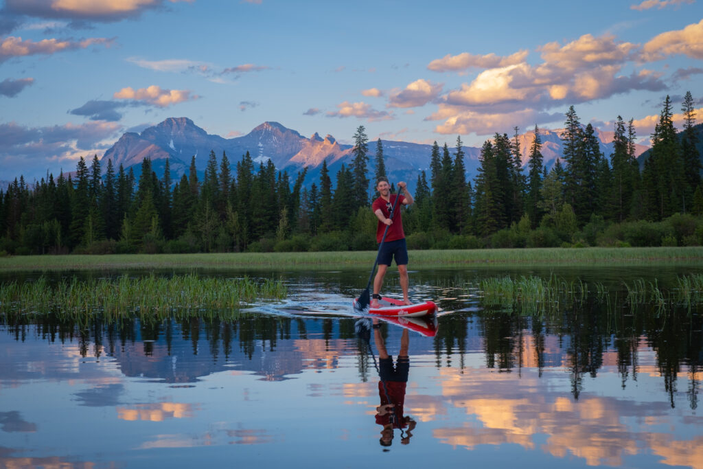 Vermilion Lakes • 6 Reasons To Visit!