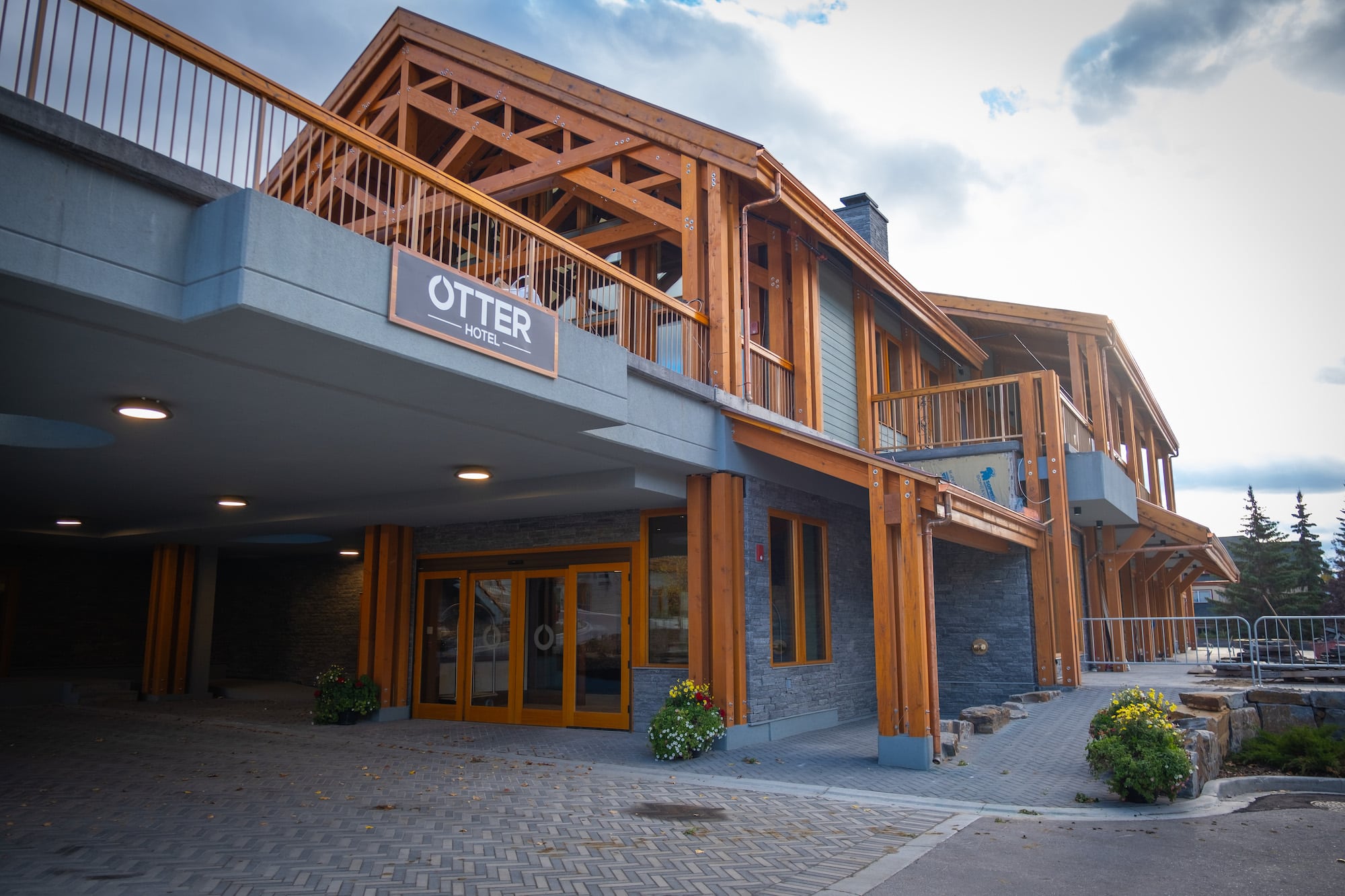 the otter hotel
