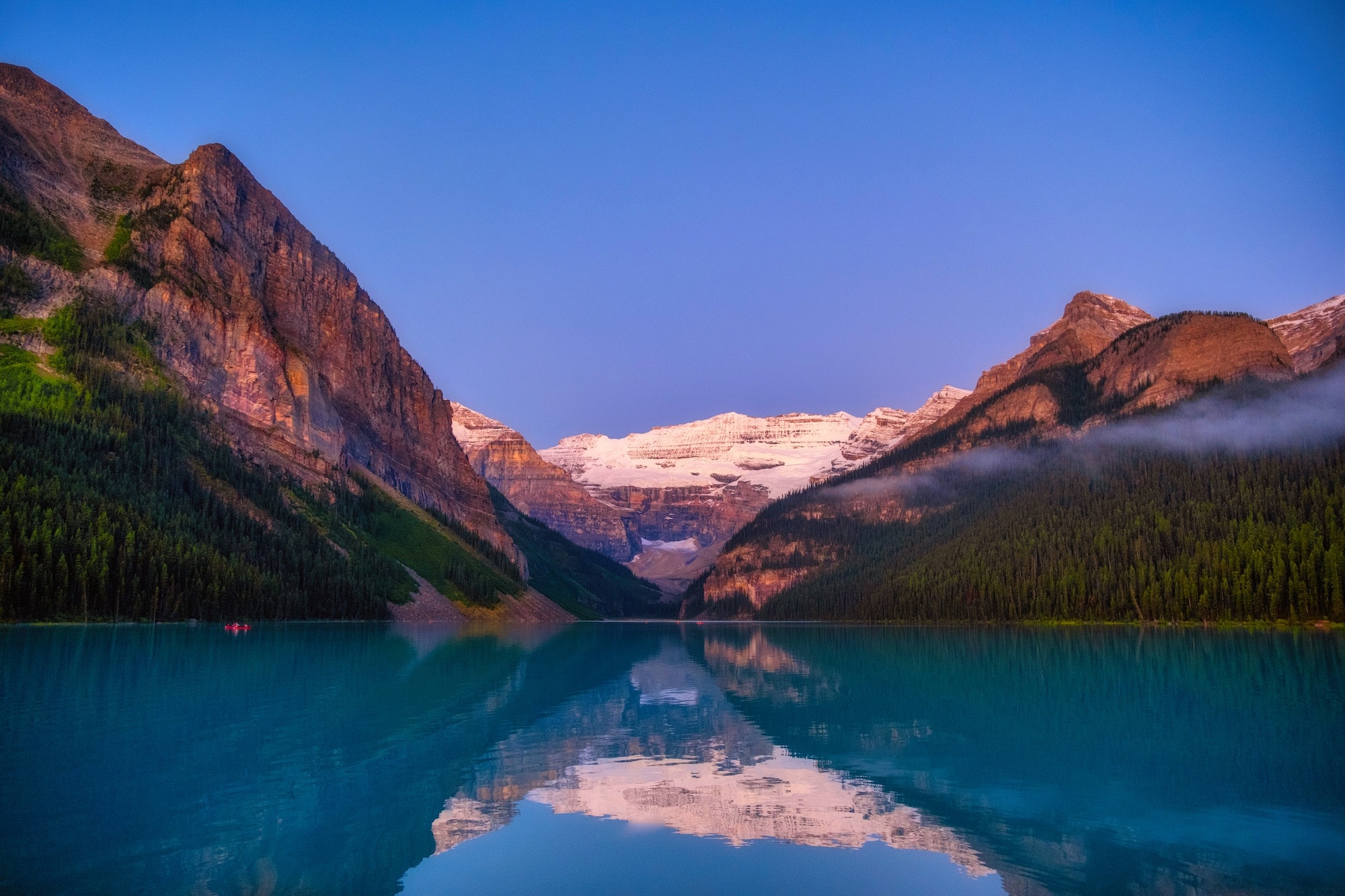 lake louise morning glow