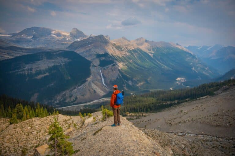 cameron on the iceline trail