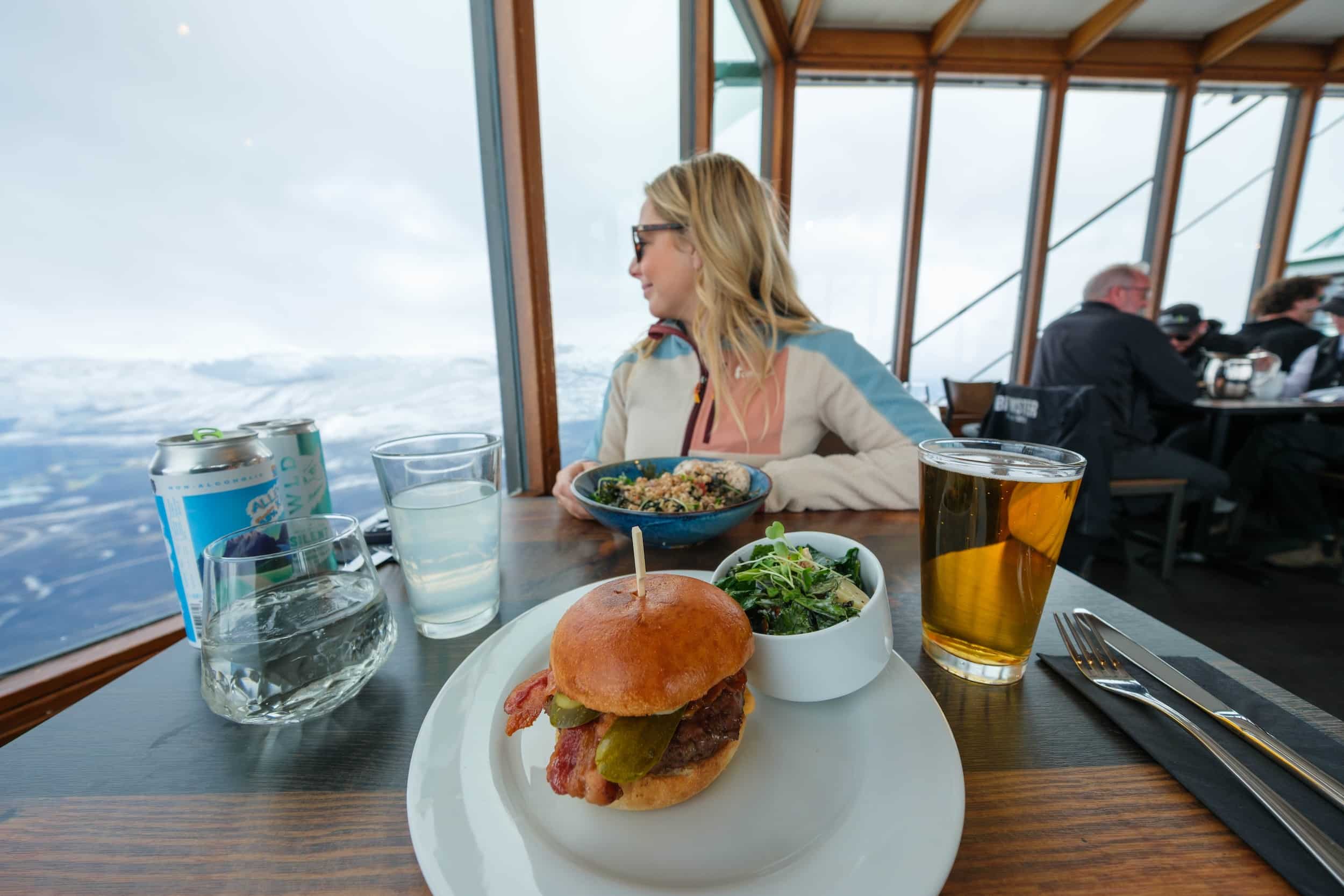 Is There Food At The Jasper SkyTram