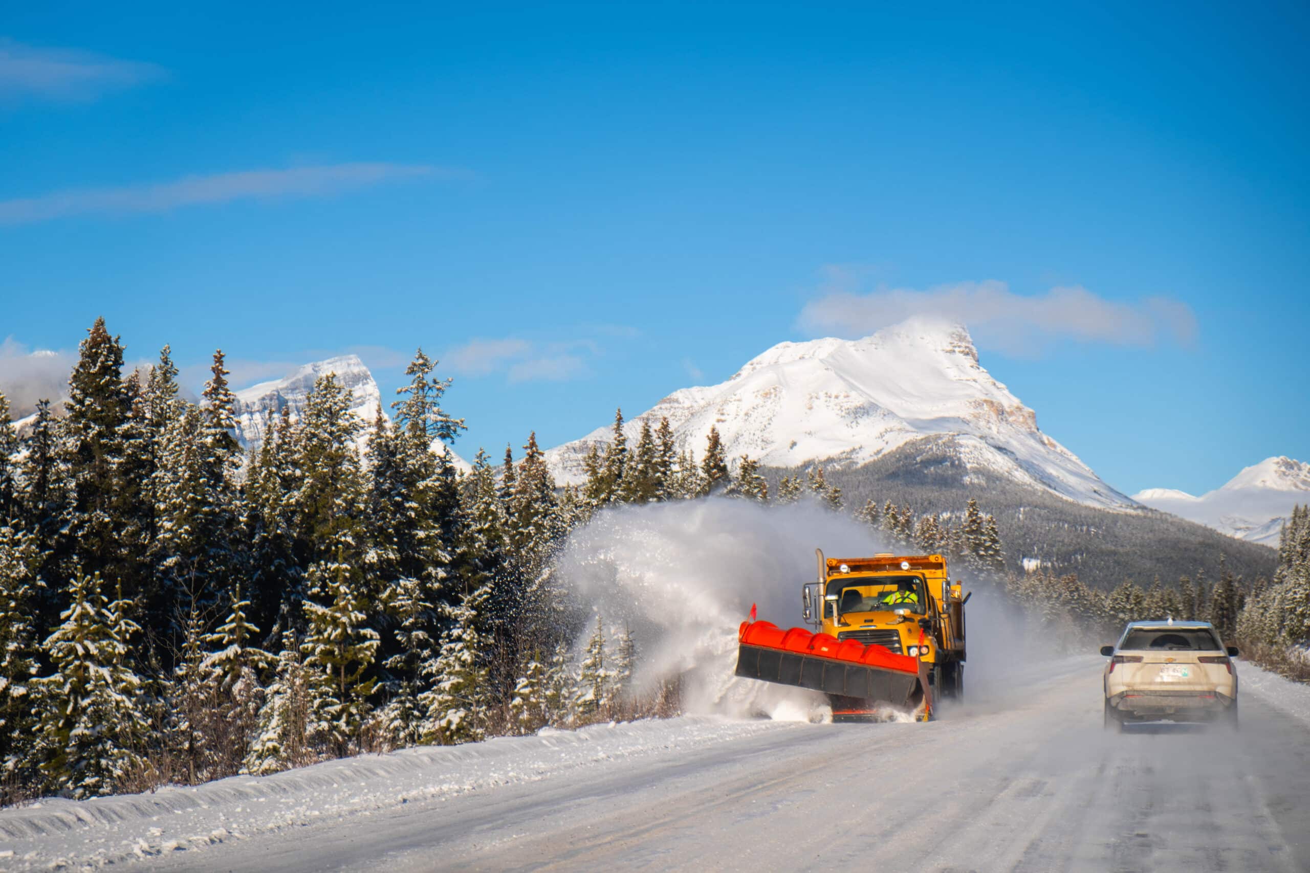 driving the icefields parkway