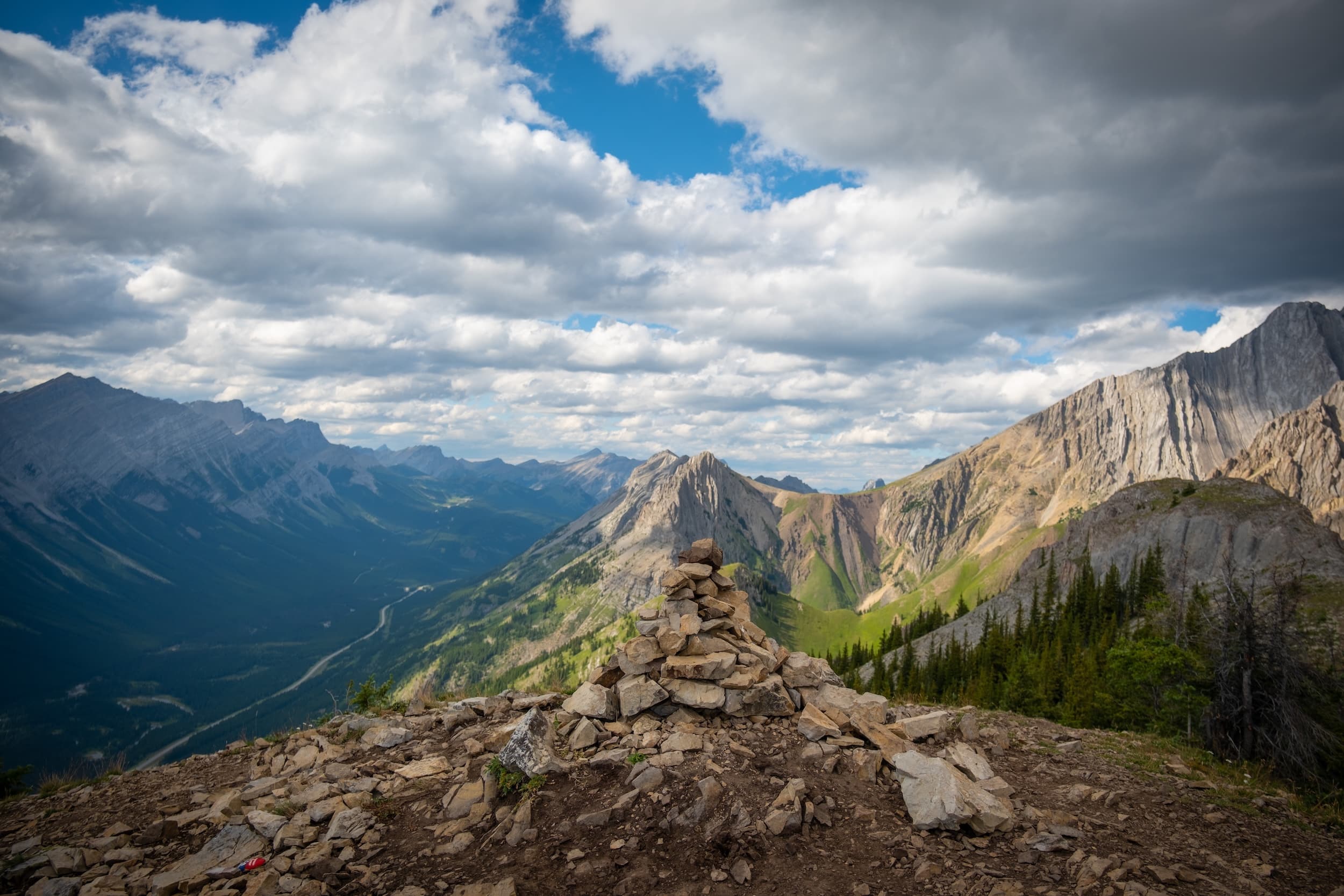 Summit cairn of King Creek Ridge