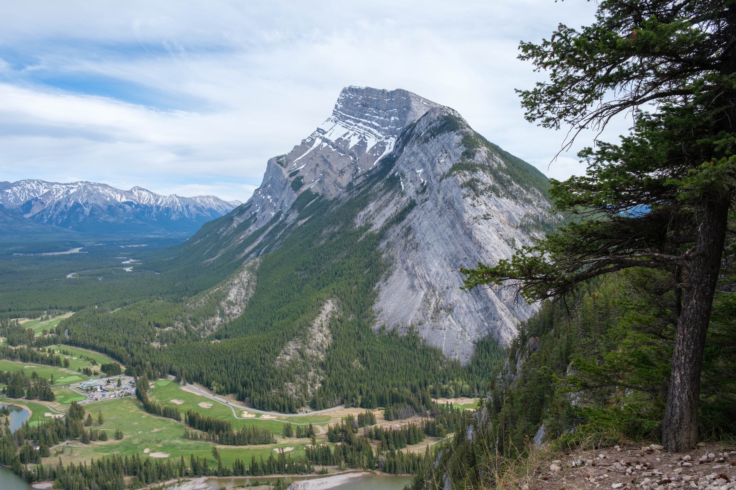 Tunnel Mountain hike in summer